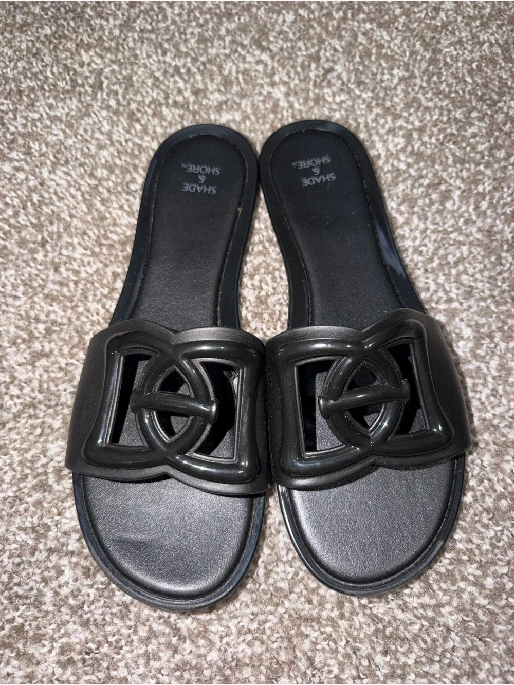 Shade & Shore Black Slide Sandals with Glossy Knot Accent